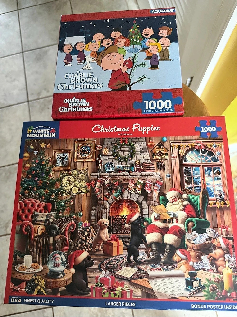 White Mountain 1000-Piece Christmas Puzzles 2-Piece Set Like New